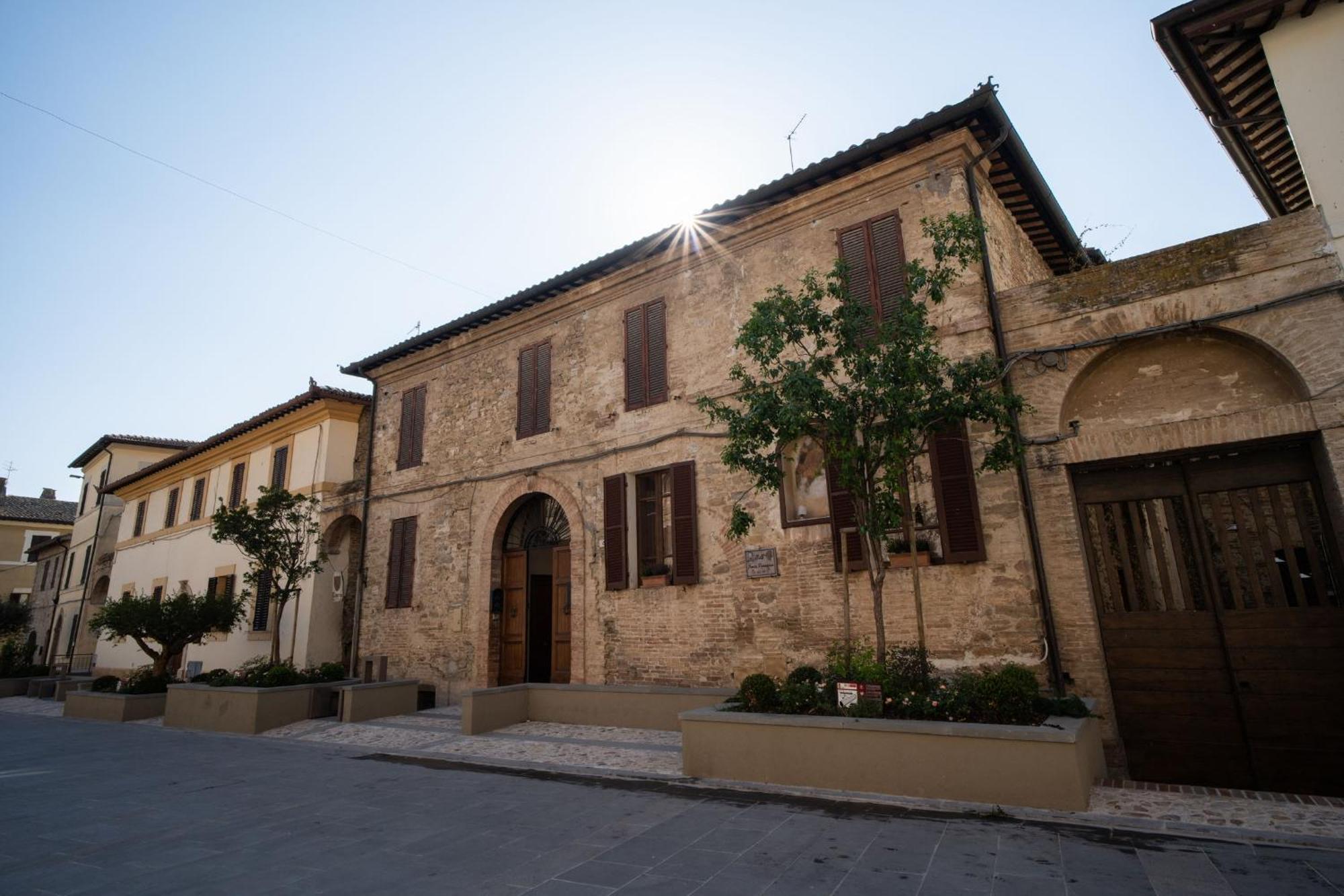 B&B Porta Perugina Bevagna Eksteriør bilde